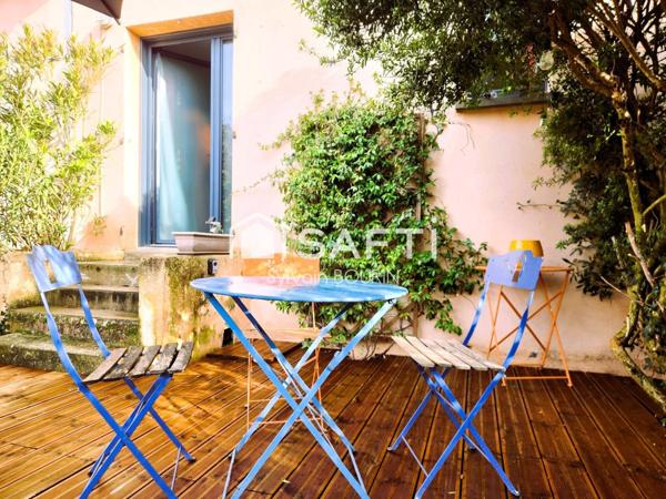 Maison de ville _  gare de ANSE à 4 min à pied