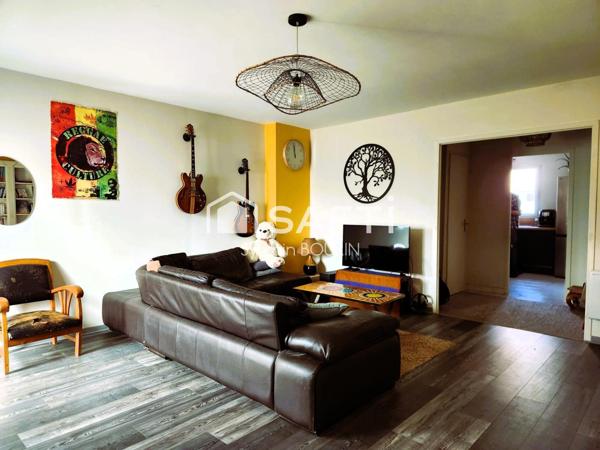 Maison de ville _  gare de ANSE à 4 min à pied