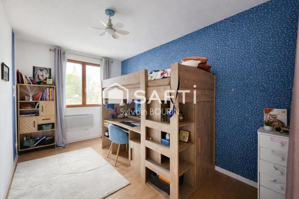 Maison de ville _  gare de ANSE à 4 min à pied