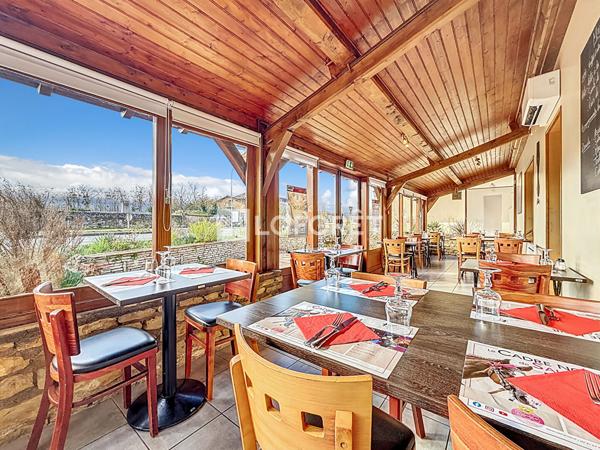 Achat local commercial Doué-en-Anjou - 250 m² - 294 250 €