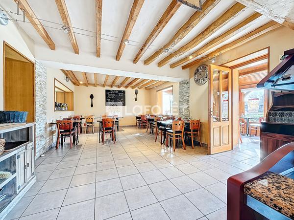 Achat local commercial Doué-en-Anjou - 250 m² - 294 250 €