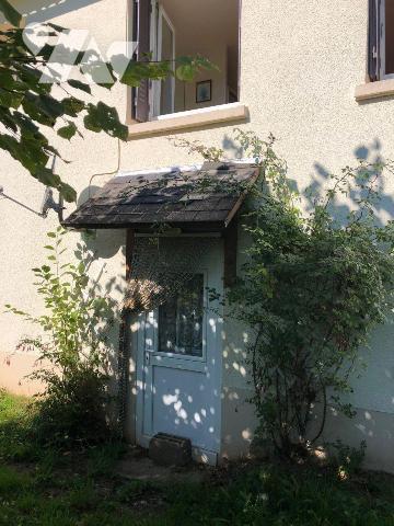 À VENDRE - Pavillon lumineux au coeur du bourg d'Ally
Situé en plein centre du charmant villag...