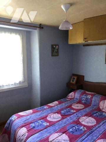 À VENDRE - Pavillon lumineux au coeur du bourg d'Ally
Situé en plein centre du charmant villag...