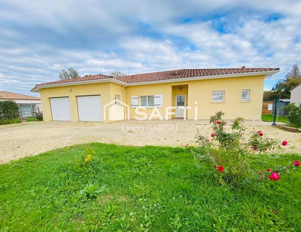 Spacieuse maison de 169 m² avec terrain plat et double garage.