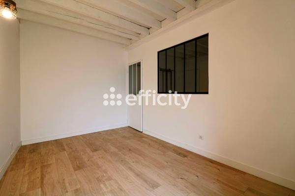 Maison
         10 pièces
        - 206 m² Exclusivité 415 000 € *