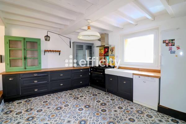 Maison
         10 pièces
        - 206 m² Exclusivité 415 000 € *