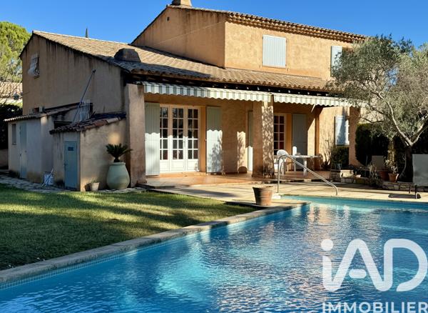 Maison à vendre 6 pièces 223 m² Aix-en-Provence