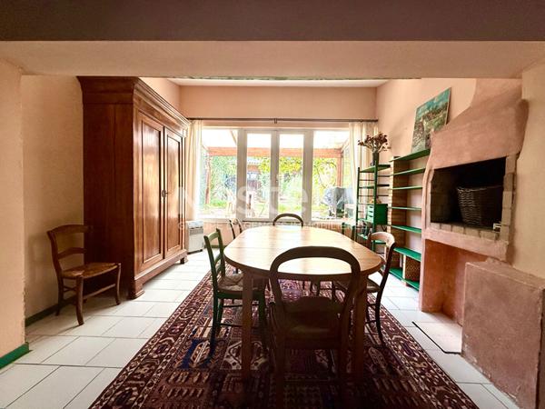 BAS CENON- ECHOPPE avec jardin et tres grande piece de vie