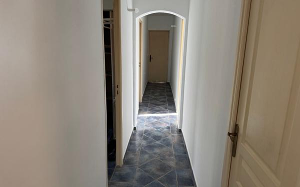 Maison à vendre    5 pièces •  Alès