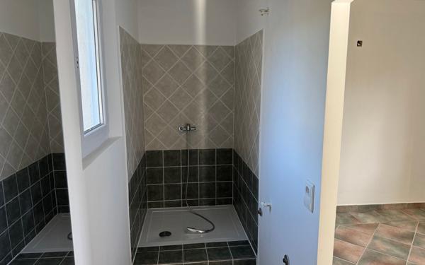 Maison à vendre    5 pièces •  Alès