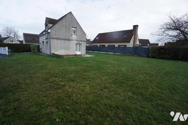 Pavillon individuel T5 à SALEUX avec garage