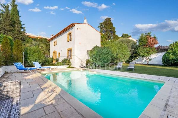 Cannes : Élégante maison d’architecte entièrement rénovée Cannes