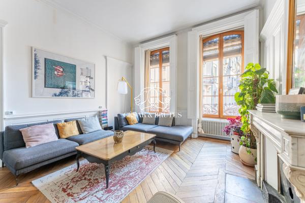 À VENDRE – Superbe T3 de 75 m² au charme de l’ancien – Lyon 3ème Saxe-Préfecture