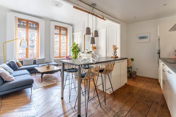 À VENDRE – Superbe T3 de 75 m² au charme de l’ancien – Lyon 3ème Saxe-Préfecture