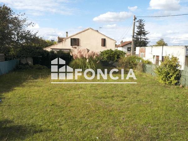 Location Maison 3 pièces 107.3 m² - 6 RUE ARTHUR RIMBAUD Le Passage 47520