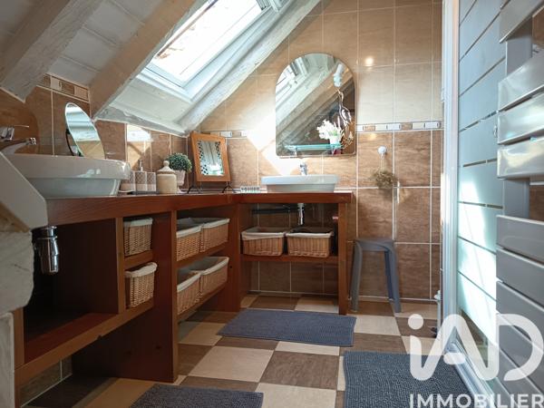 Maison à vendre 9 pièces 240 m² Chinon