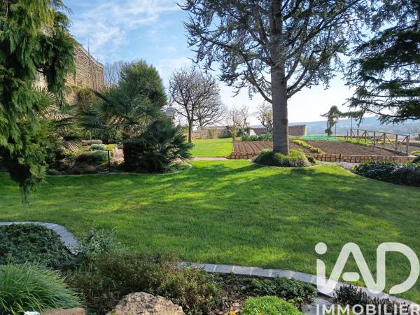 Maison à vendre 9 pièces 240 m² Chinon