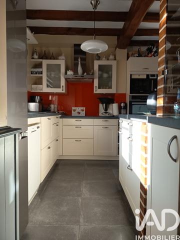 Maison à vendre 9 pièces 240 m² Chinon