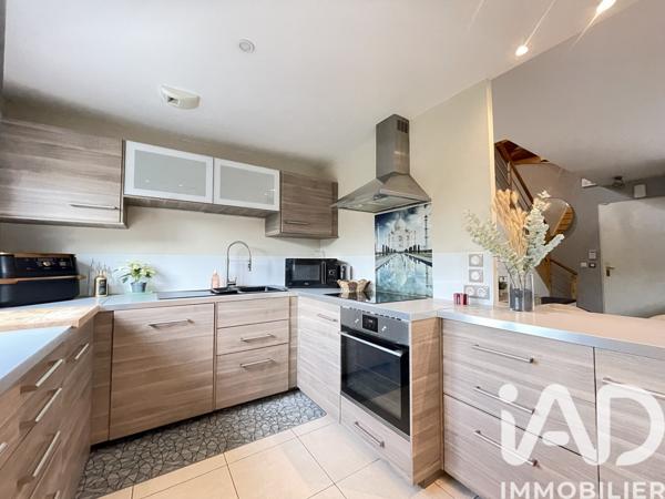 Maison à vendre 6 pièces 125 m² Boissy-sous-Saint-Yon