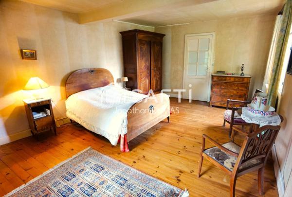 Corps de ferme de 2 habitations sur terrain de 3500m²