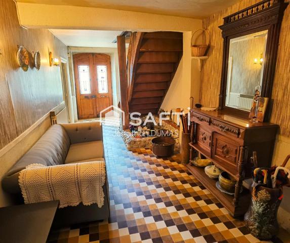 Corps de ferme de 2 habitations sur terrain de 3500m²