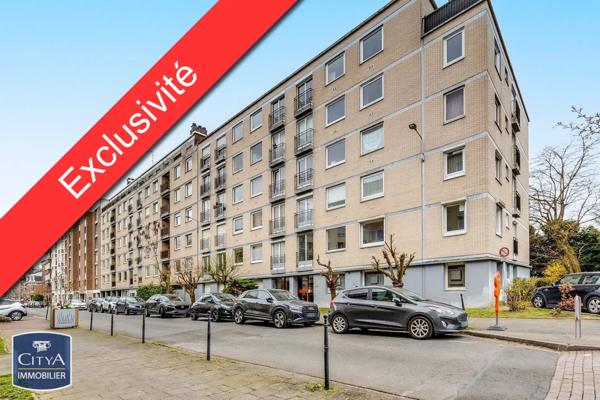 Local professionnel à vendre 55.87m²