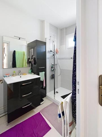 APPARTEMENT 3 CHAMBRES PROCHE CENTRE VILLE DE COGNAC