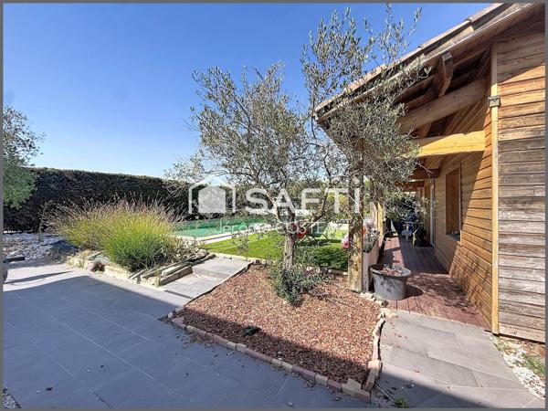 Maison familiale de 170 m2 piscine et pool house