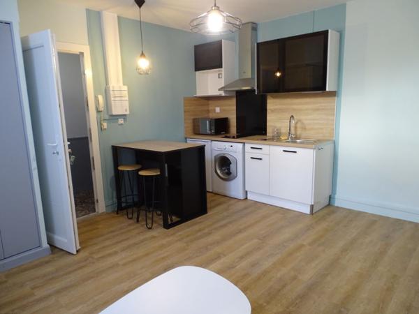TRES JOLI STUDIO MEUBLE A CARCASSONNE