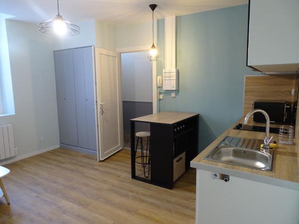 TRES JOLI STUDIO MEUBLE A CARCASSONNE