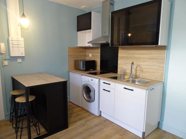 TRES JOLI STUDIO MEUBLE A CARCASSONNE