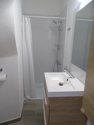 TRES JOLI STUDIO MEUBLE A CARCASSONNE