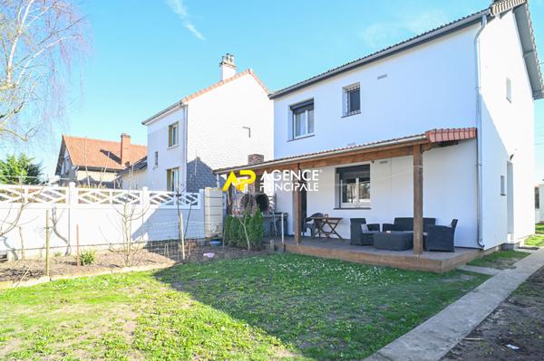 Maison 6 pièces 95 m² avec garage et dépendance €399 000 ** - Référence 9519