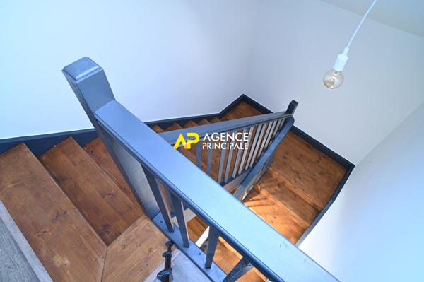 Maison 6 pièces 95 m² avec garage et dépendance €399 000 ** - Référence 9519