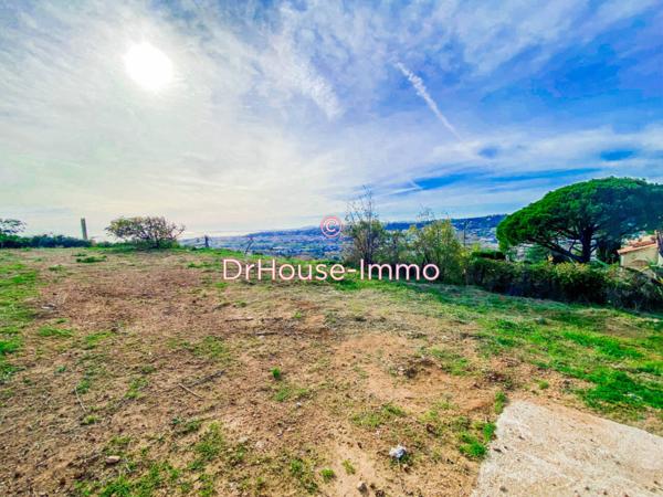 Terrain à vendre de 1 096 m²