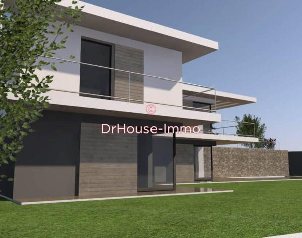 Terrain à vendre de 1 096 m²