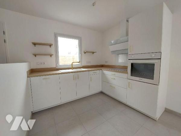 A VENDRE - RENNES (35)   Dans le quartier Francisco Ferrer,  Maison neuve 2024 de 108 m²  + gar...