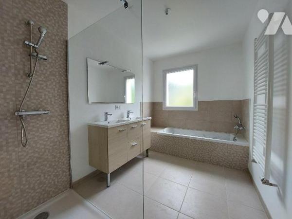 A VENDRE - RENNES (35)   Dans le quartier Francisco Ferrer,  Maison neuve 2024 de 108 m²  + gar...