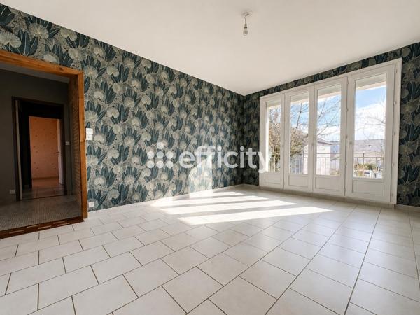 Maison
         4 pièces
        - 85 m² 190 000 € *