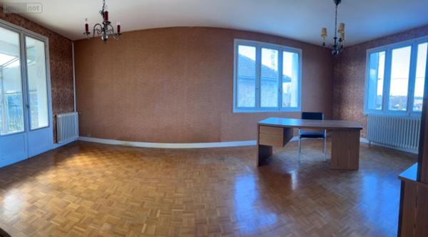 Maison individuelle à vendre à La Souterraine en Creuse (23300), ref : Maison