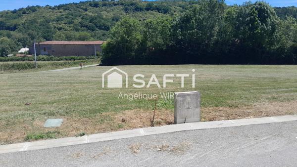Terrain Constructible Viabilisé de 1560 m²