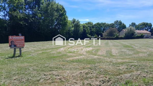 Terrain Constructible Viabilisé de 1560 m²