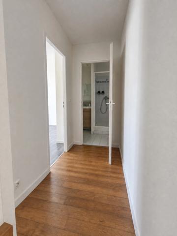 Petite maison à vendre 2 pièces  SALLES SUR MER (17)