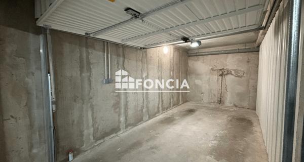 À vendre Parking 12.19 m² - Reims 51100