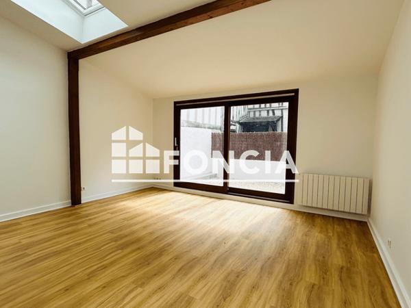 Location Appartement 2 pièces 46.25 m² - 73 RUE EAU DE ROBEC Rouen Cedex 1 76000