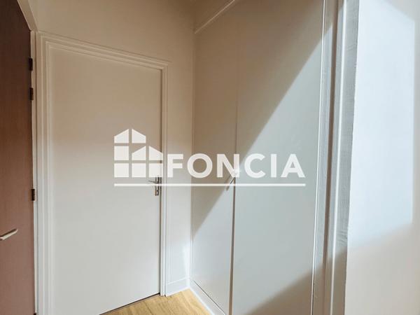 Location Appartement 2 pièces 46.25 m² - 73 RUE EAU DE ROBEC Rouen Cedex 1 76000