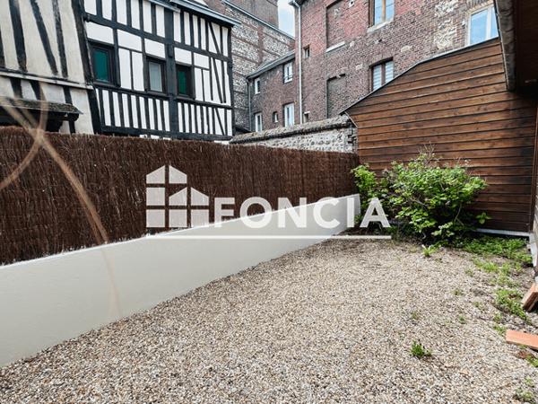 Location Appartement 2 pièces 46.25 m² - 73 RUE EAU DE ROBEC Rouen Cedex 1 76000