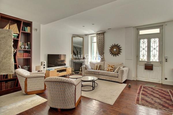 A vendre maison de ville rénovée Biarritz