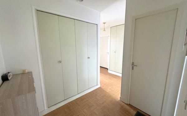 Appartement à vendre    2 pièces • 56,75 m2 Villeparisis