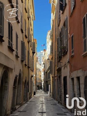 Appartement 2 pièces de 46 m² à Toulon (83000)